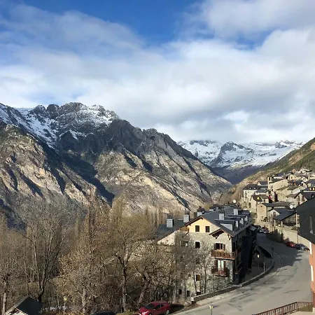 Inmocyma Naasara-cerler Διαμέρισμα *